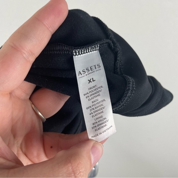 Assets by Spanx Black Faux Leather Front Pull On Leggings Size XL - Picture 4 of 6